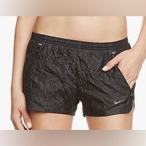 Nike 2.5” Luxe Textured Women’s Shorts Black 589083 Soccer Sz M.